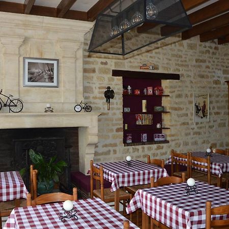Logis Des Bessons Bed & Breakfast Migron Exterior foto