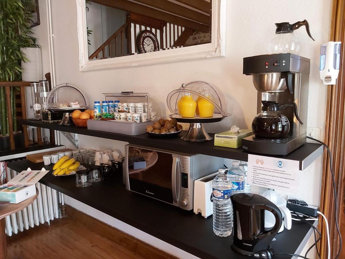 Logis Des Bessons Bed & Breakfast Migron Exterior foto